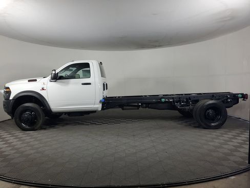 New 2026 RAM 5500 Tradesman RWD image 7