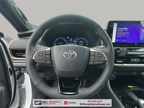 New 2026 Toyota Grand Highlander AWD Hybrid image 17