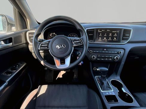 Used 2021 Kia Sportage LX FWD image 8
