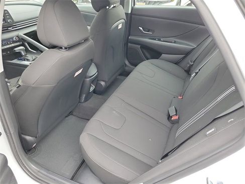 New 2026 Hyundai Elantra Blue image 17