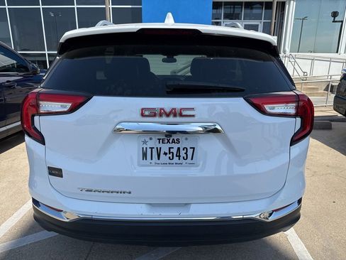 Used 2023 GMC Terrain SLT image 6
