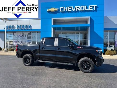 Used 2022 Chevrolet Silverado 1500 LT Trail Boss w/ LT Trail Boss Premium Package image 1