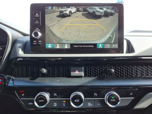 Used 2023 Honda CR-V Sport Touring image 10