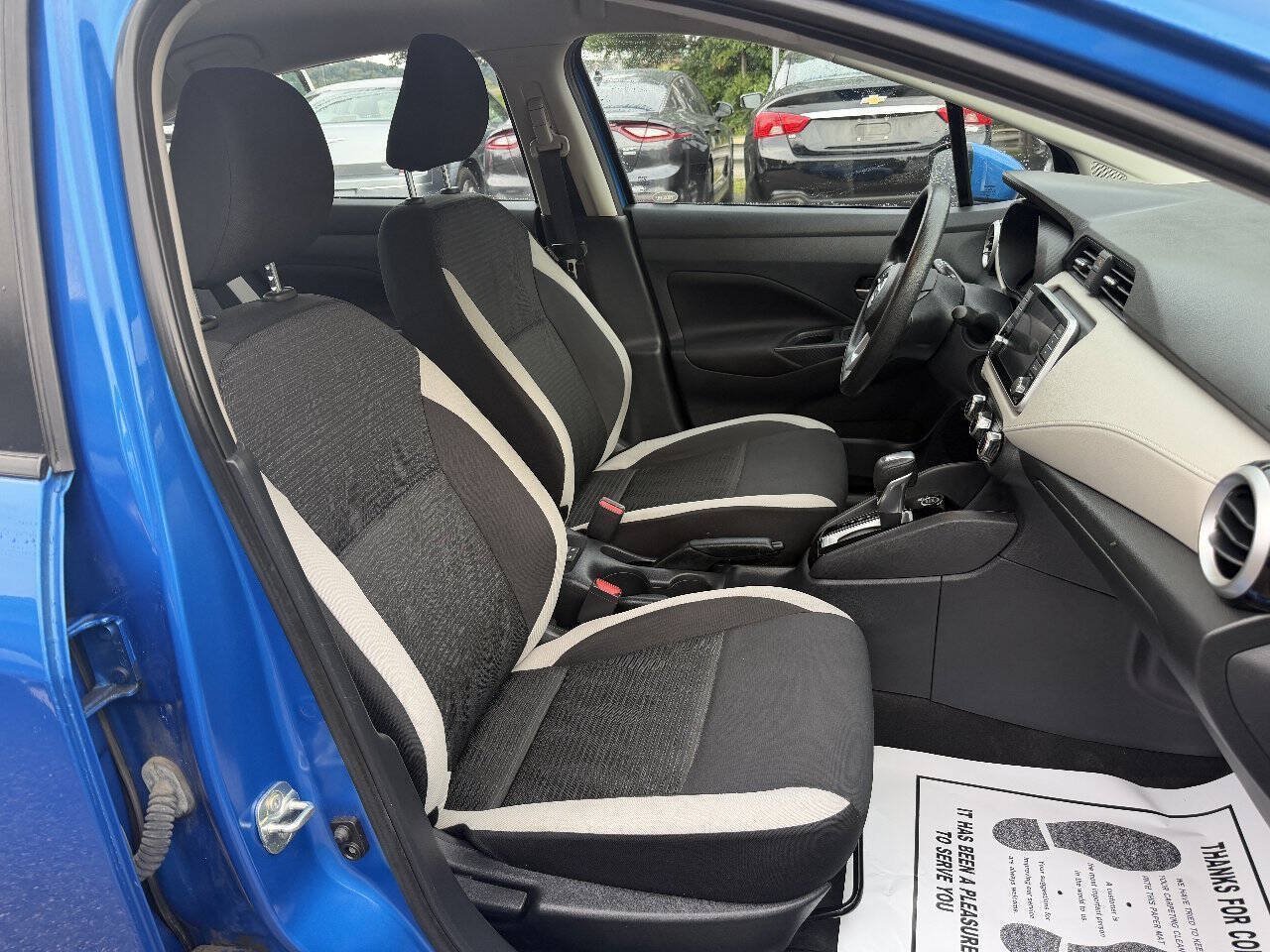 Used 2021 Nissan Versa SV FWD image 15