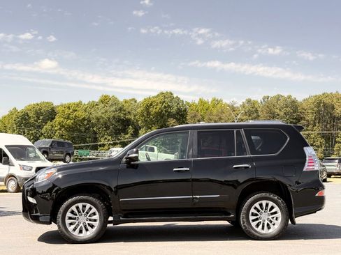 Used 2017 Lexus GX 460 Premium AWD/4WD image 12