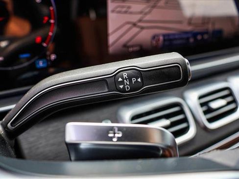 New 2026 Mercedes-Benz GLE 580 4MATIC image 19