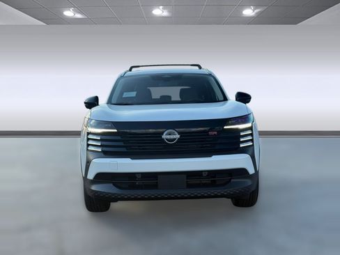 Used 2026 Nissan Kicks SR FWD image 9