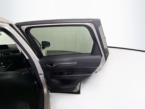 Used 2025 MAZDA CX-5 AWD 2.5 S w/ Select Package image 29
