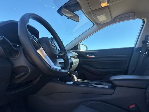 Certified 2025 Nissan Altima 2.5 SV image 39