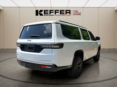 New 2026 Jeep Grand Wagoneer L Limited AWD/4WD image 6