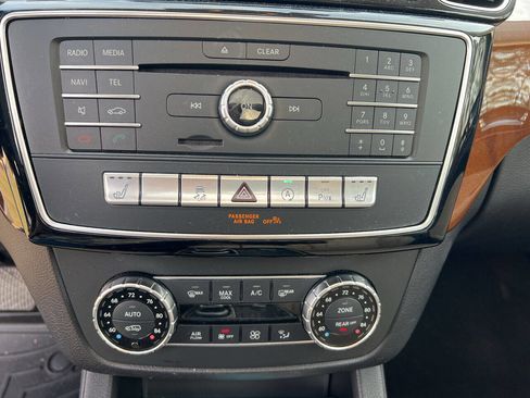 Used 2018 Mercedes-Benz GLS 450 4MATIC image 28