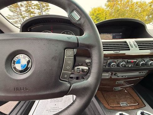 Used 2006 BMW 750i RWD image 64