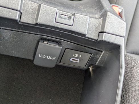 Used 2024 Toyota Corolla LE image 21