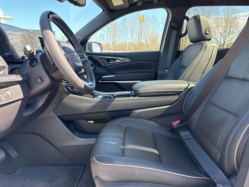 New 2026 Chevrolet Traverse High Country AWD/4WD image 9