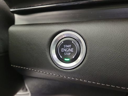 Certified 2024 Cadillac Escalade Sport w/ LPO, ONYX Package AWD/4WD image 33