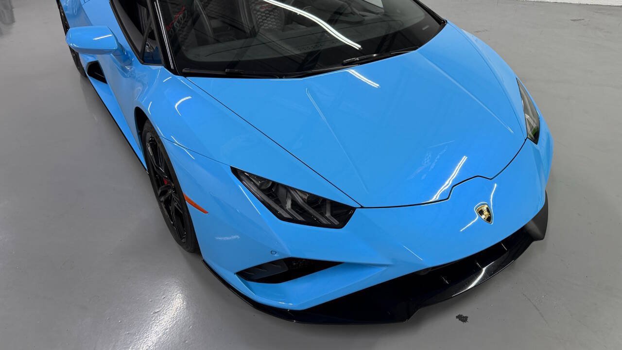 Used 2020 Lamborghini Huracan EVO RWD image 4