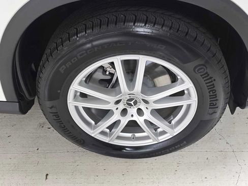Certified 2026 Mercedes-Benz GLC 300 4MATIC image 9
