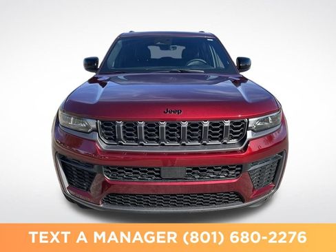 New 2026 Jeep Grand Cherokee Altitude AWD/4WD image 8
