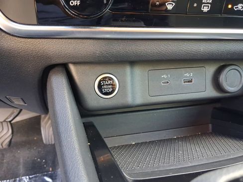 Used 2023 Nissan Rogue S FWD image 19