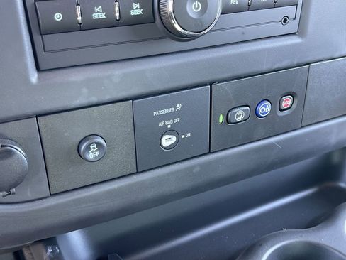New 2025 GMC Savana 2500 Extended w/ Driver Convenience Package image 14