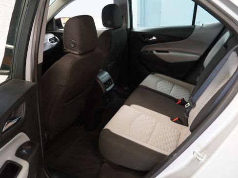Used 2018 Chevrolet Equinox LS w/ LPO, Protection Package AWD/4WD image 20