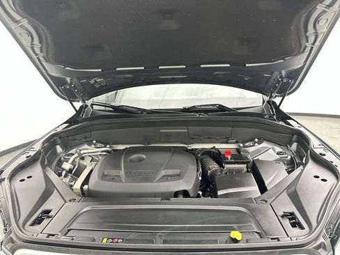Used 2019 Volvo XC90 T6 R-Design w/ Protection Package Premier AWD/4WD image 27