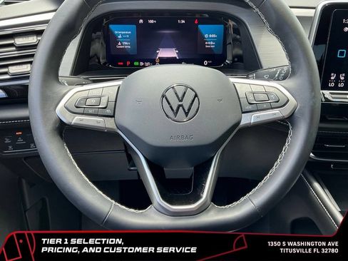 Used 2024 Volkswagen Atlas Cross Sport SE FWD image 39