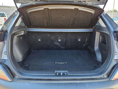 Used 2023 Hyundai Kona SEL w/ Cargo Package image 4