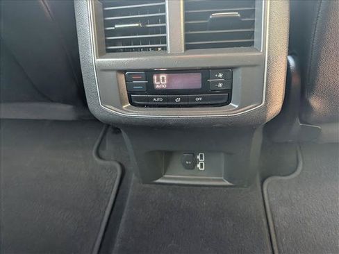 Used 2019 Volkswagen Atlas SE AWD/4WD image 15