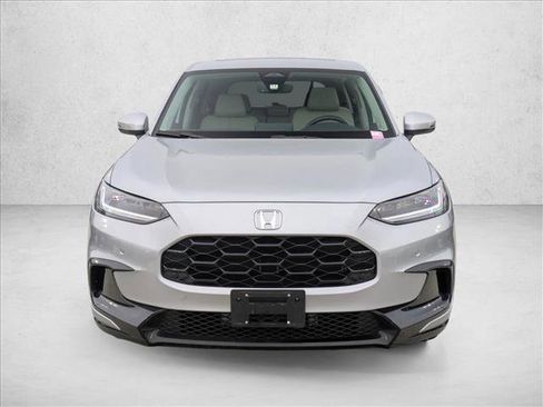 Used 2024 Honda HR-V EX-L image 2