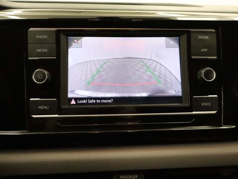 Used 2023 Volkswagen Taos S image 12