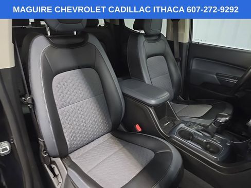 Used 2022 Chevrolet Colorado Z71 image 14