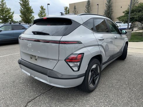 Used 2024 Hyundai Kona SEL FWD image 5