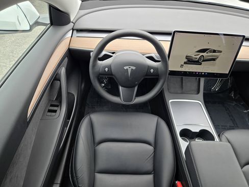 Used 2022 Tesla Model 3 RWD image 13