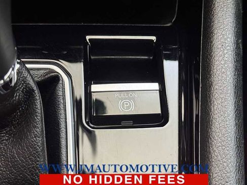 Used 2023 Jeep Compass Limited image 32