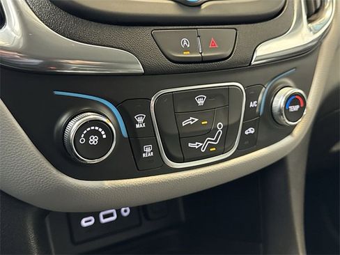 Used 2024 Chevrolet Equinox LS w/ LS Convenience Package image 19