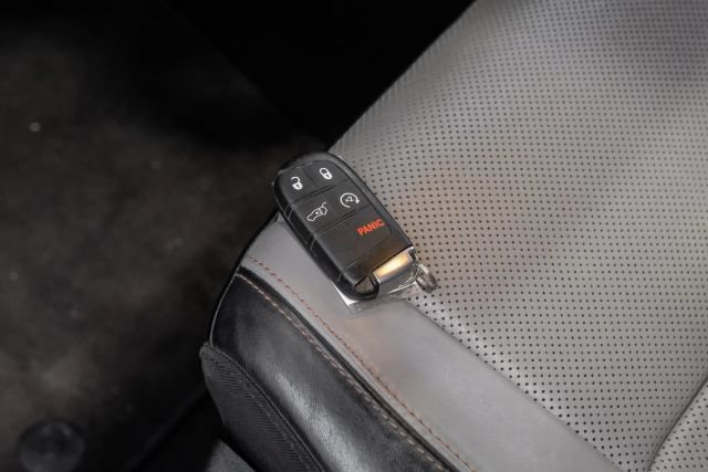 Used 2022 Dodge Durango R/T RWD image 71