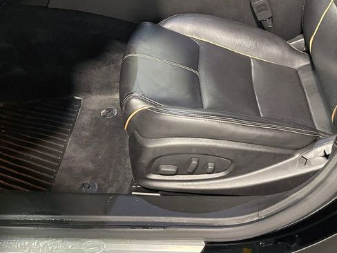 Used 2016 Chevrolet Impala LTZ w/ Enhanced Convenience Package image 21