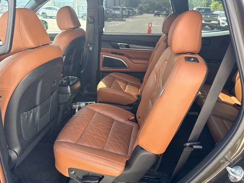 Used 2024 Kia Telluride SX X-Line AWD/4WD image 11