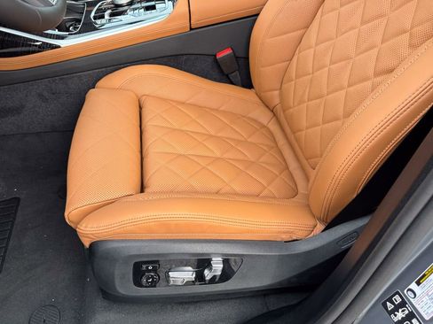 New 2026 BMW X7 xDrive40i image 17