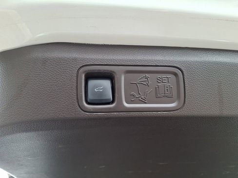 Used 2022 Ford Expedition King Ranch image 32