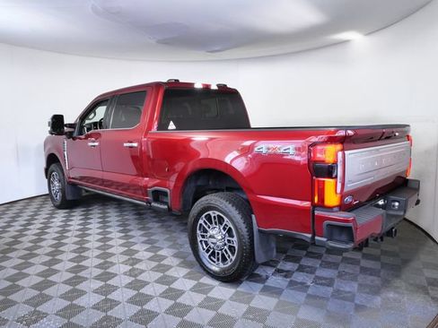 Certified 2025 Ford F250 Platinum w/ Platinum Plus Package AWD/4WD image 4
