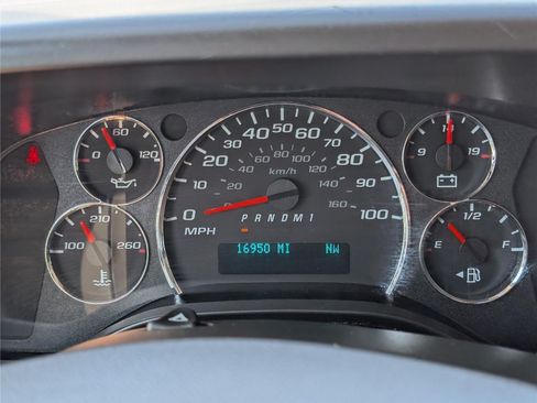 Used 2025 Chevrolet Express 3500 LS RWD image 26