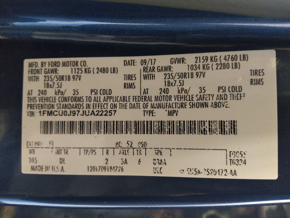 Used 2018 Ford Escape Titanium w/ Ford Safe & Smart Package FWD image 33