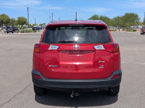 Used 2015 Toyota RAV4 LE AWD/4WD image 5