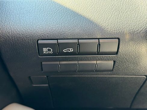 Used 2019 Lexus RX 350L AWD w/ Accessory Package image 8