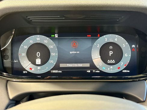 Used 2025 Land Rover Range Rover Evoque Dynamic SE image 40