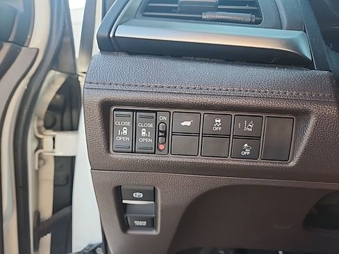 Used 2020 Honda Odyssey EX-L image 19