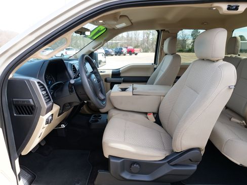 Certified 2024 GMC Savana 2500 w/ Driver Convenience Package image 16