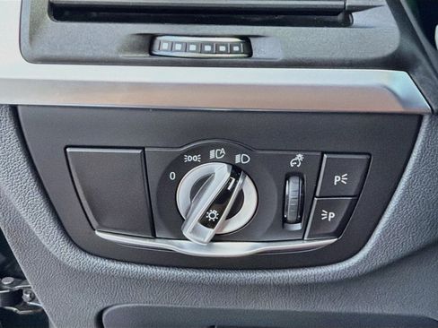 Used 2023 BMW X3 sDrive30i w/ M Sport Package RWD image 36